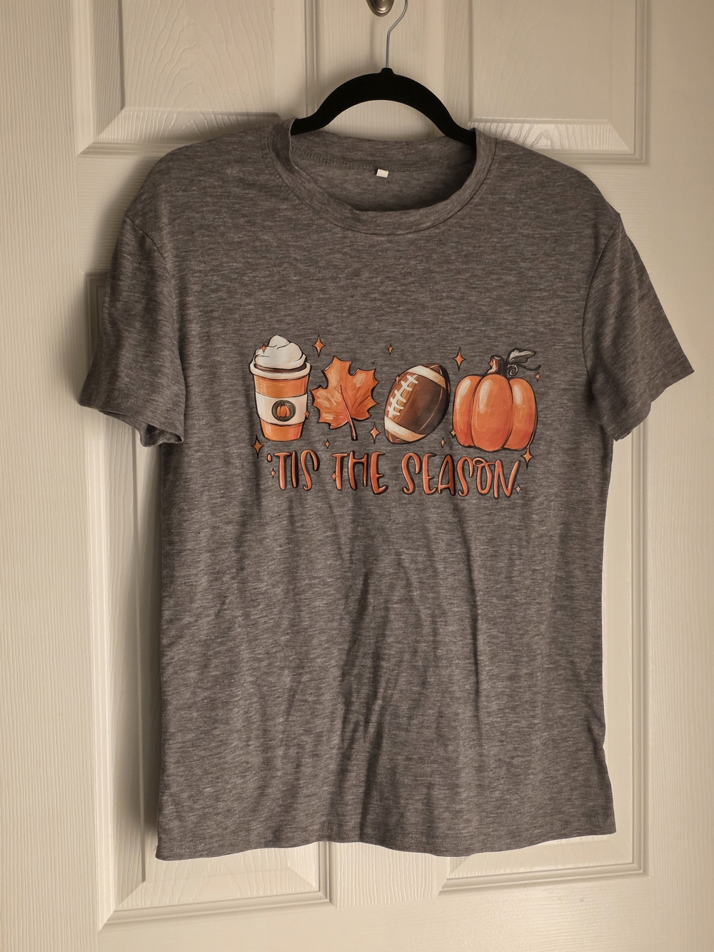 Gray 'Tis The Season' Women's Graphic Tee - Football, Pumpkin, Coffee, Leaves -
